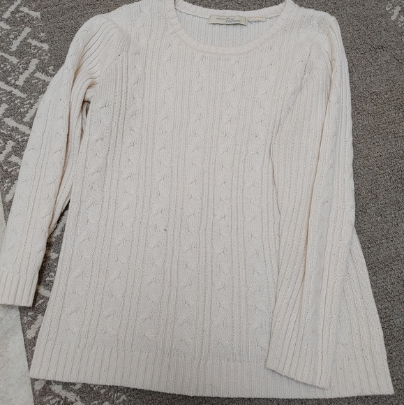 Cream Cabled Sweater - Picture 3 of 4